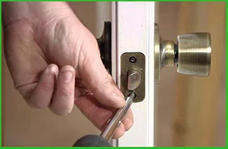 Locksmith Of Baltimore Baltimore, MD 410-246-6580 Locksmith Of Baltimore Baltimore, MD 410-246-6580 - 7-locksmith
