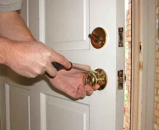 Locksmith Of Baltimore  Baltimore, MD 410-246-6580 Locksmith Of Baltimore  Baltimore, MD 410-246-6580 - zip-02